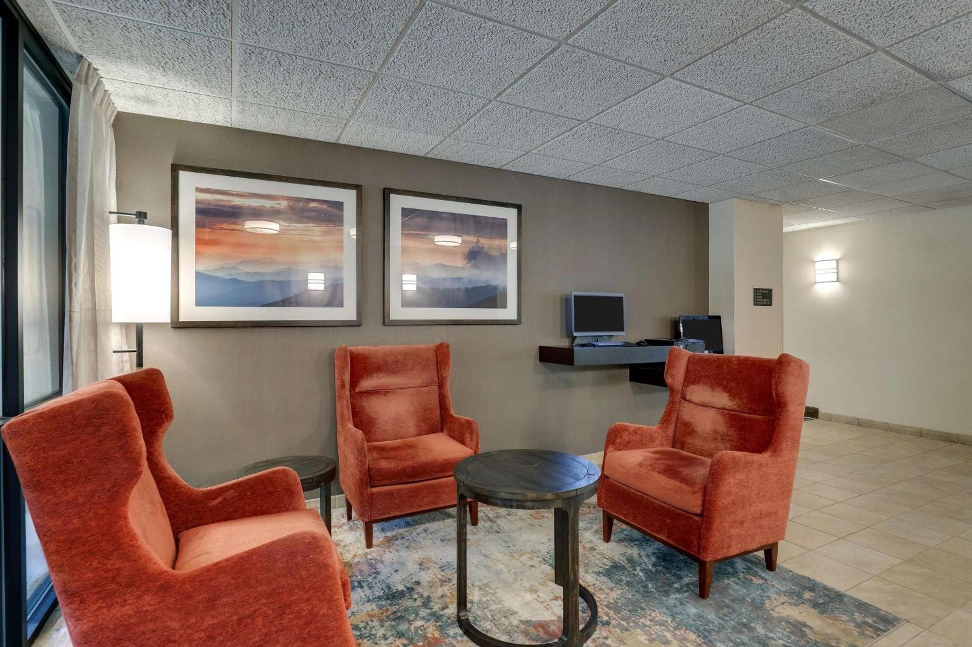 Drury Inn & Suites Charlotte University Place Екстер'єр фото